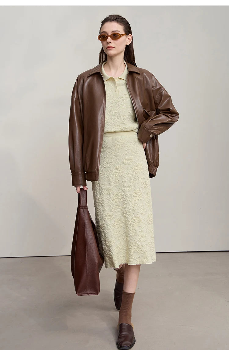 Damen-Pullover in hellem Creme mit geradem Schnitt, 3/4-ähnlicher Ärmelpartie