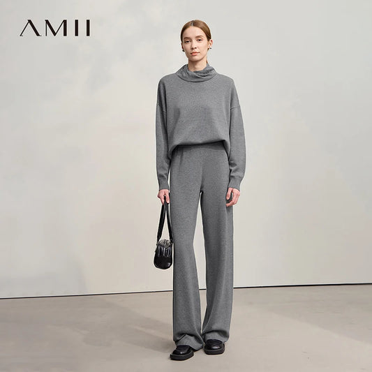 Damen-Set mit grauem Rollkragenpullover und Hose mit weitem Bein, lockerer Schnitt