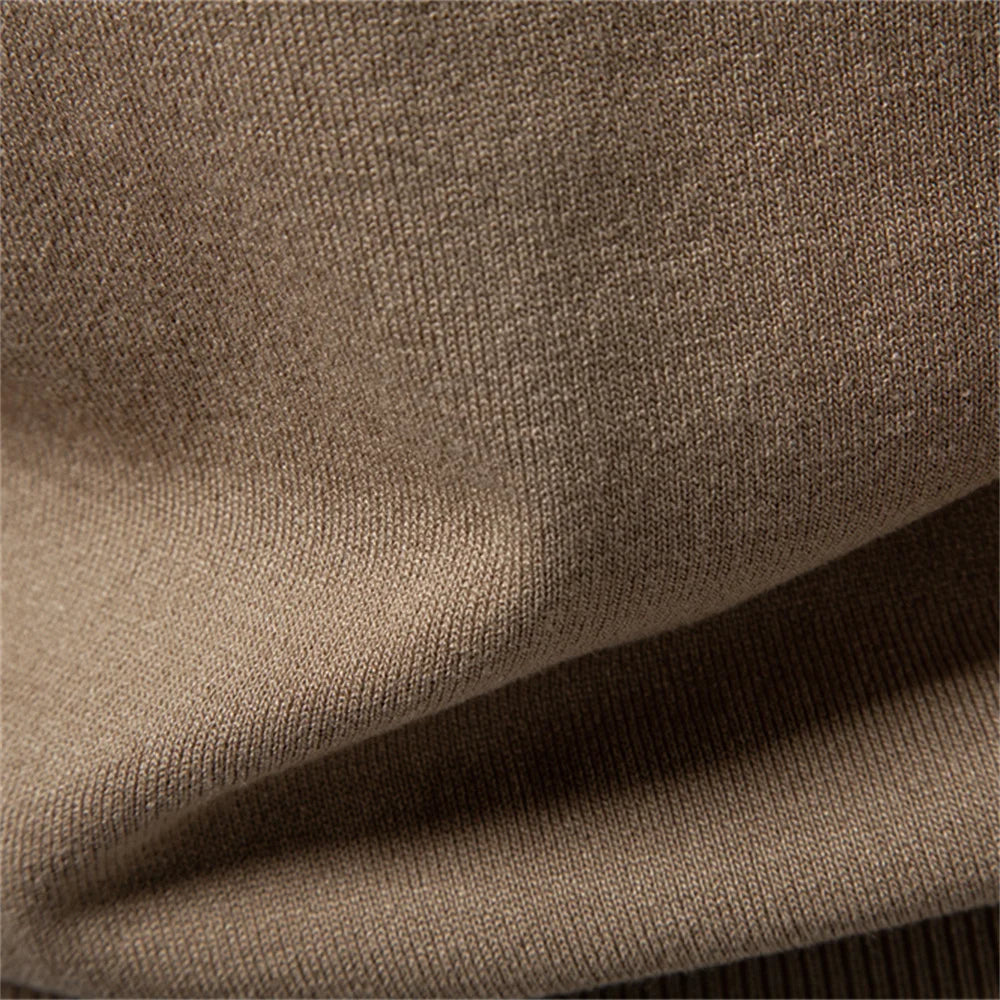 Feinstrick-Gewebe mit Rippenstruktur am Henleyshirt in Khaki