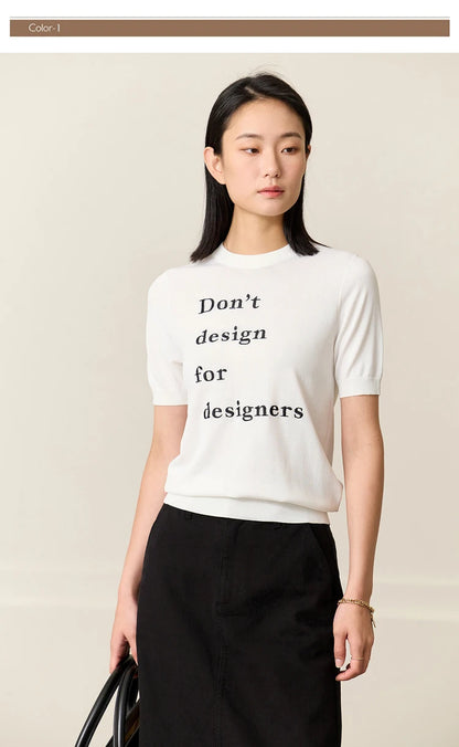 Damen Top im Minimalismus-Stil mit O-Ausschnitt und kontrastierenden Farben