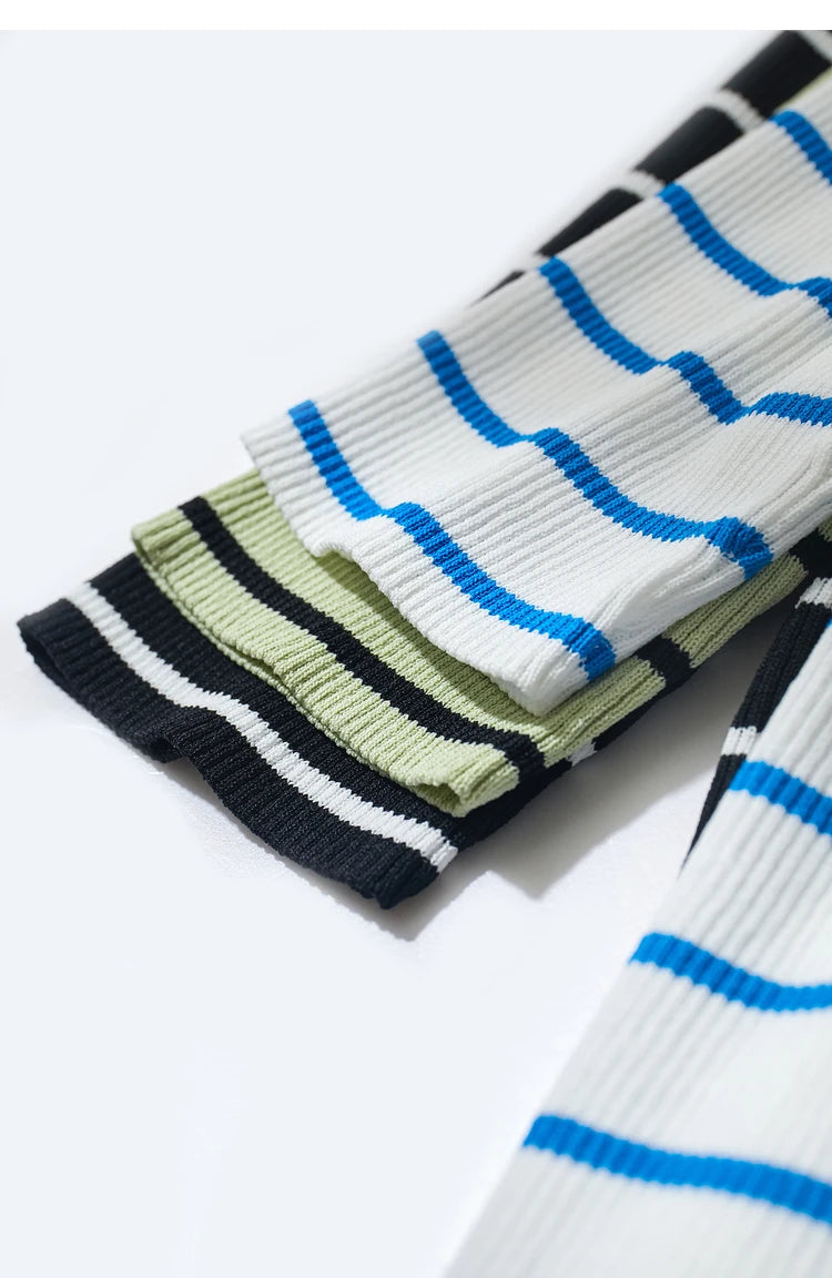 Damen gestreiftes Hemd mit Rundhals und schöner Stickerei für den Sommer