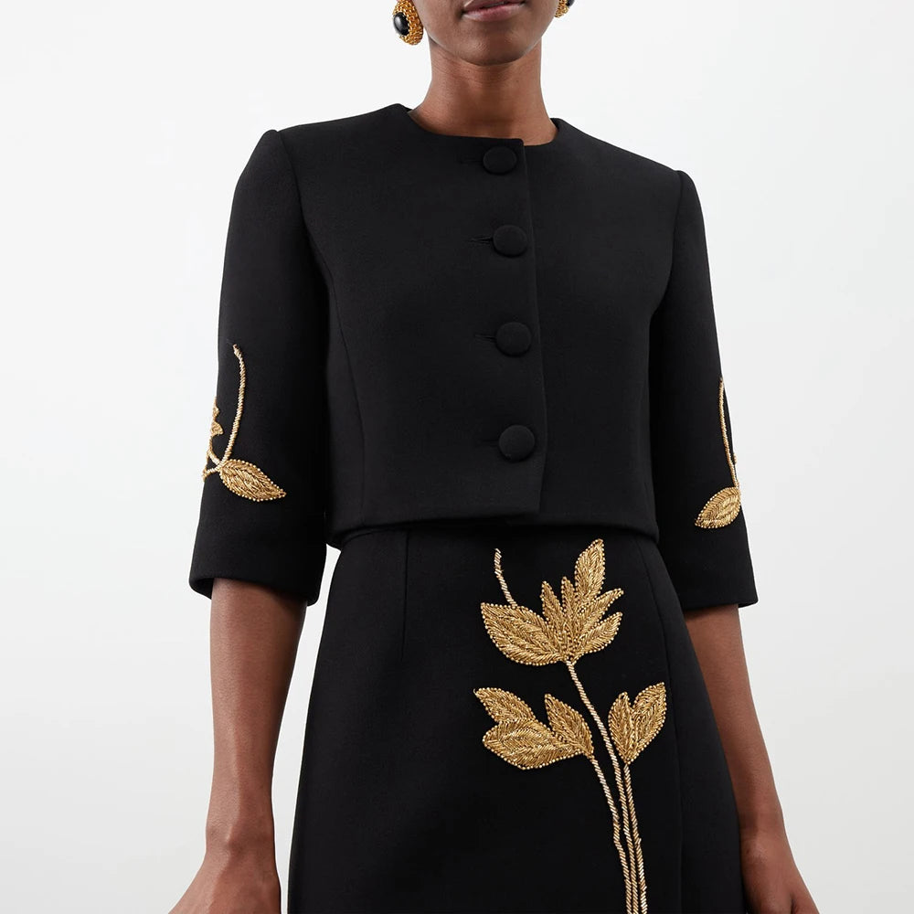 Minimalistisches Damen-Kleid mit Reverskragen, langen Ärmeln und hohem Bund – Patchwork-Design und lockere Passform