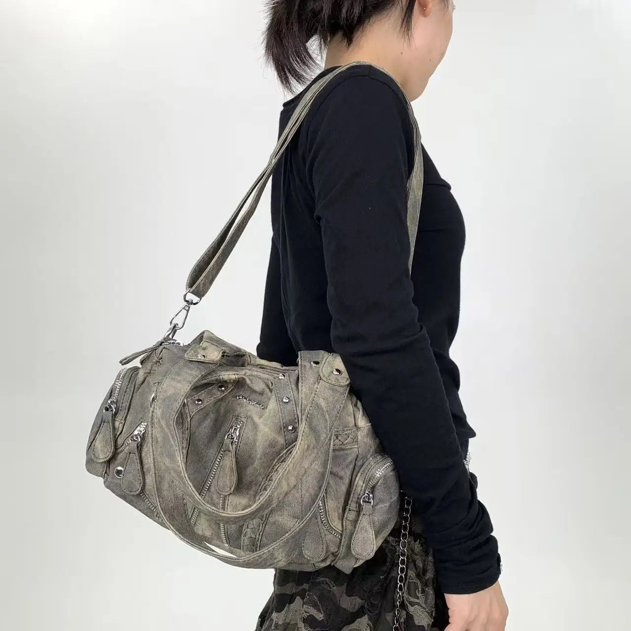 Damen-Schultertasche Kompakte Größe mit Reißverschluss Alltagsbegleiterin Leicht Praktisch
