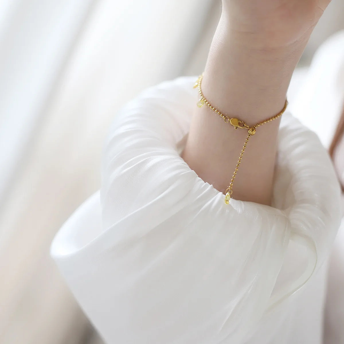 Damen-Armband Quaste mit Zirkonia