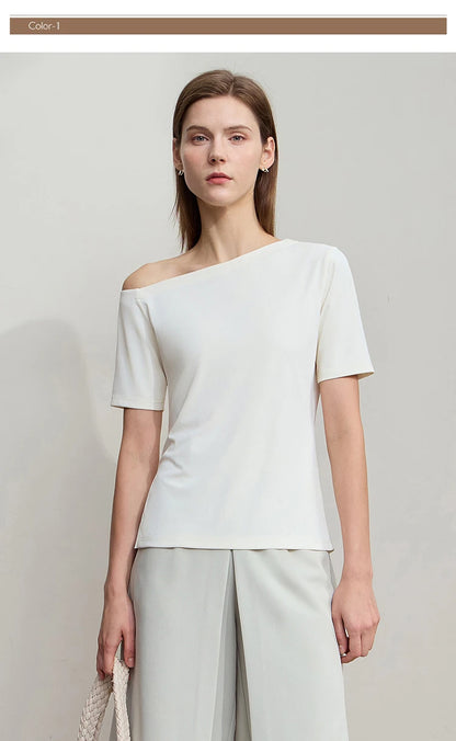 Damen T-Shirt im minimalistischen Stil mit klassischer Slim Fit Passform