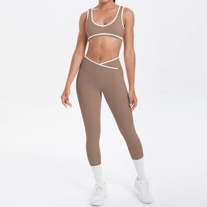 Damen Yoga-Set mit Push-up-BH und 3/4-Leggings, schokoladenbraun mit weißen Nähten