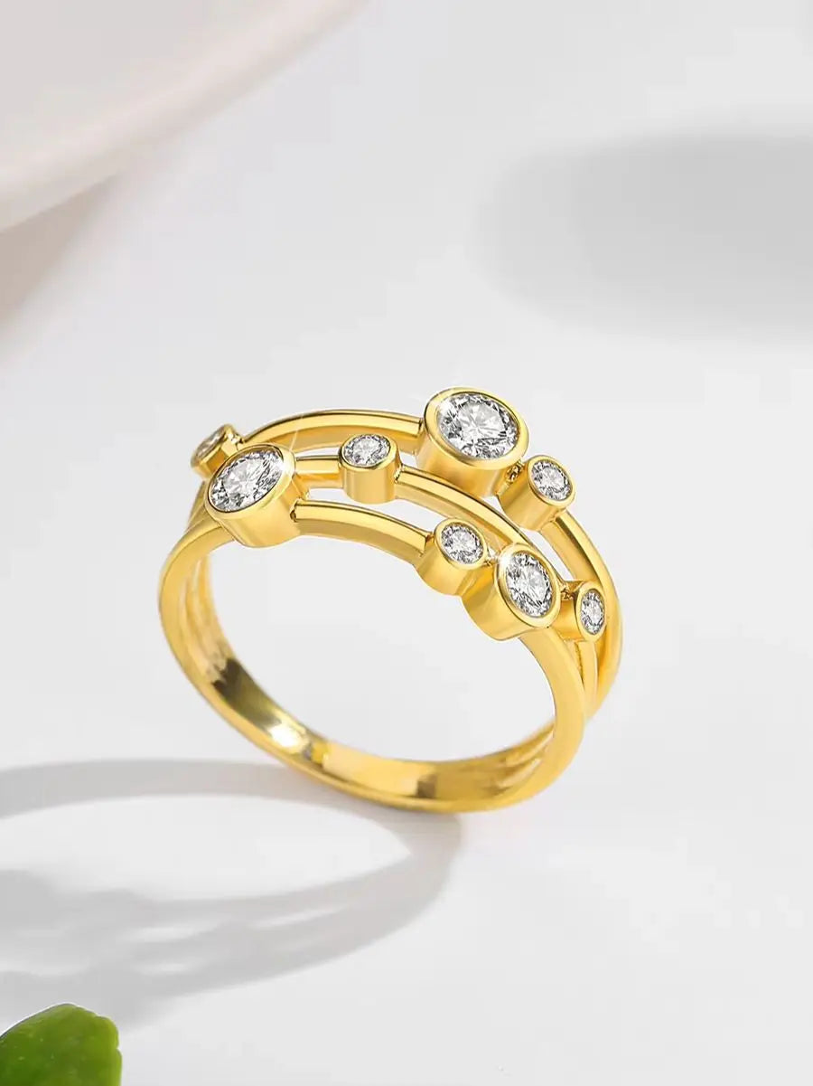 Damen-Verlobungsring aus 14K Gold mit Moissanit Elegantes Schmuckstück für Verlobung und Jubiläum
