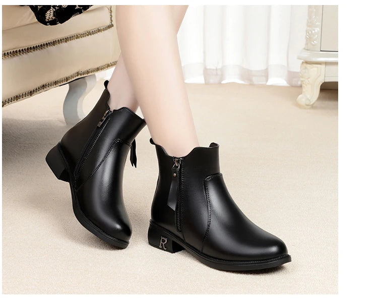 AIYUQI Damen-Ankle-Boots schwarz, Reißverschluss am Schaft, Blockabsatz, gefütterte Öffnung