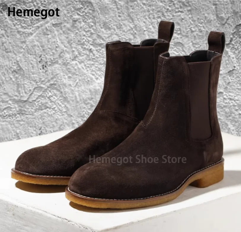 Herren-Chelsea-Boots aus Wildlederoptik, braun, elastische Einsätze, hohe Sohle