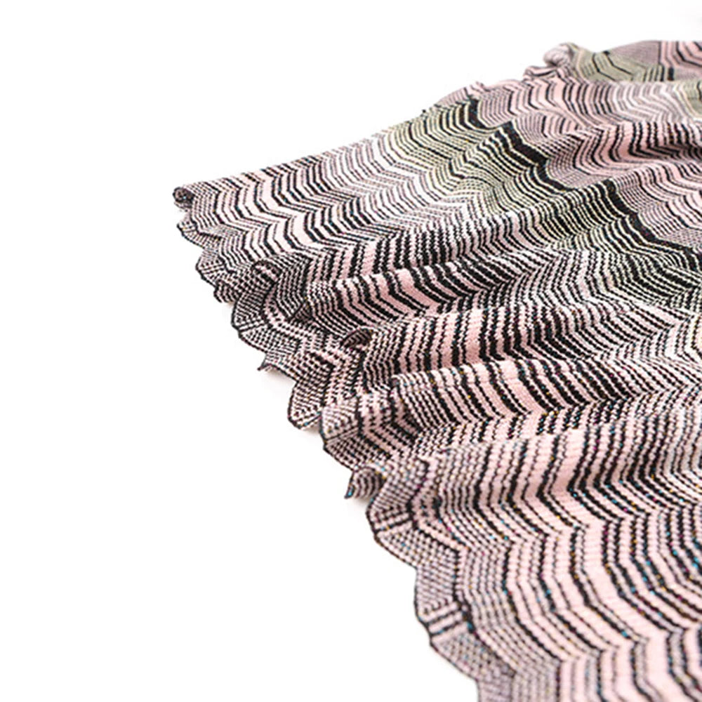 Elegantes Damen-Midikleid mit Rundhalsausschnitt und langen Ärmeln im Patchwork-Design mit Diamantenmuster