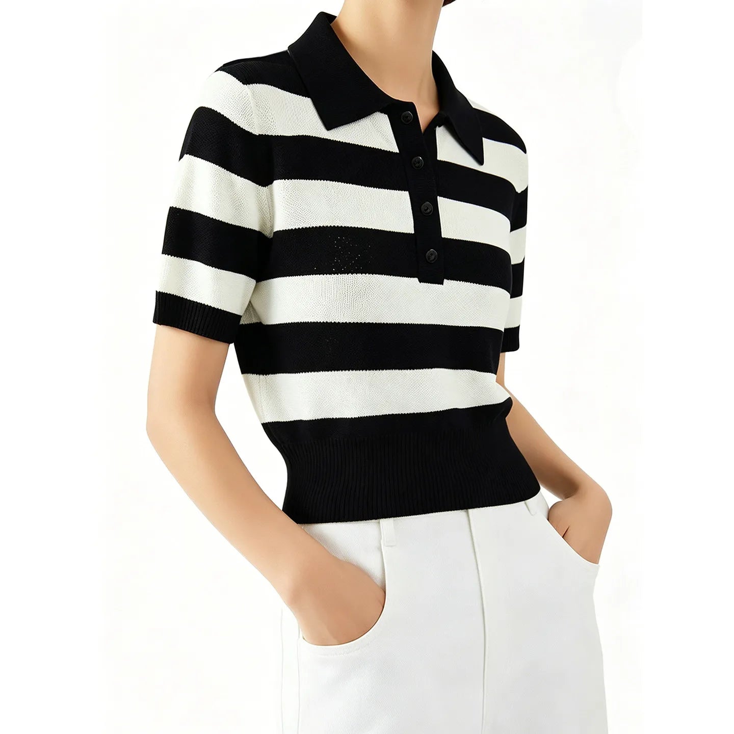 Gestreiftes Polo-Stricktop für Damen mit Kurzarm und Knopfleiste, Schwarz-Weiß