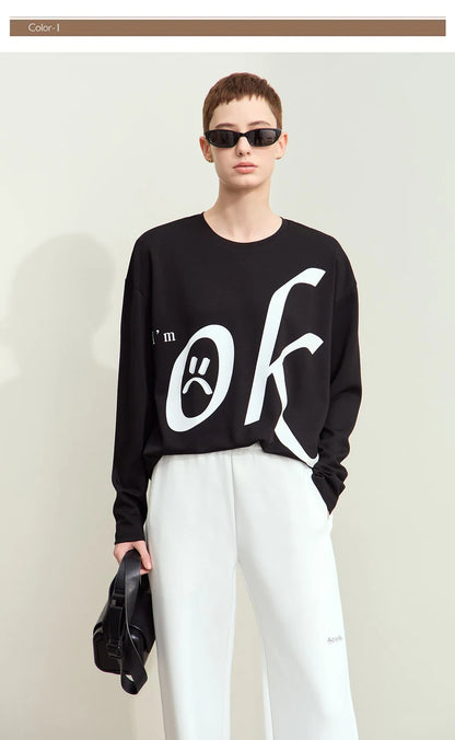 Damen T-Shirt im minimalistischen Stil mit Rundhalsausschnitt und Druckdesign