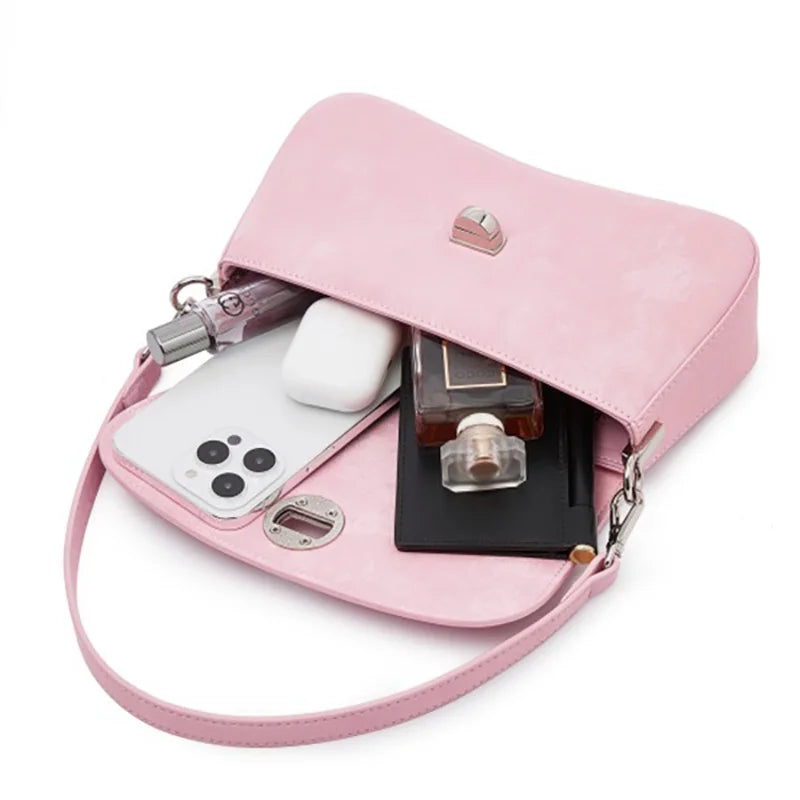 Natürliche Rindleder Schultertasche Frühlingslook