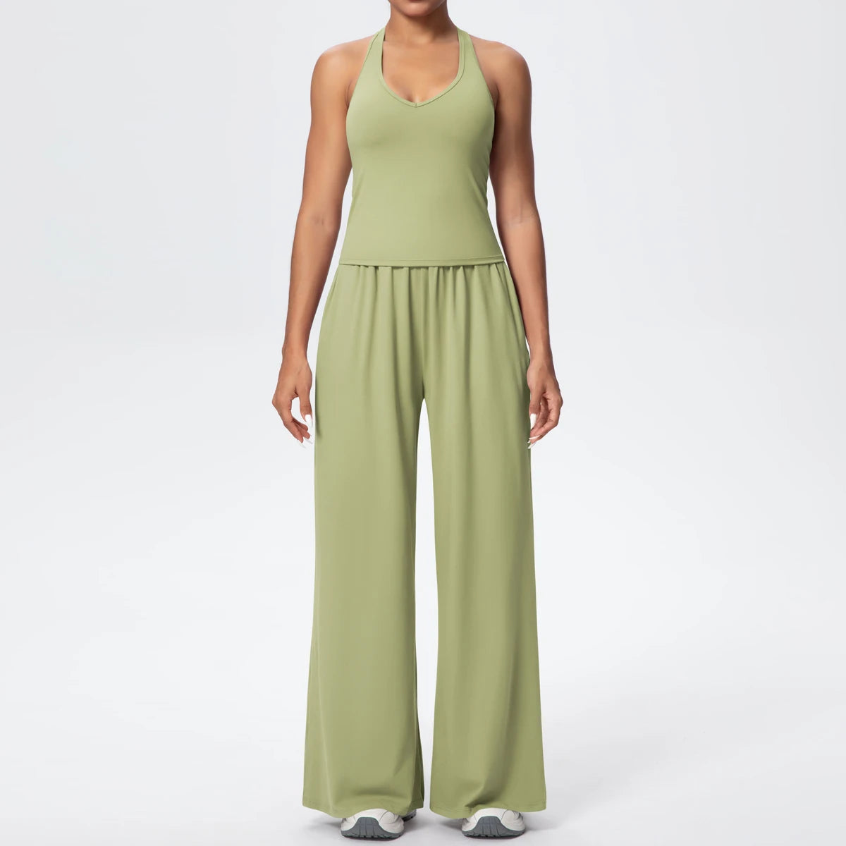 Olivgrünes Yoga-Set für Damen: Träger-Top und lange, weite Hose mit Raffung am Bund