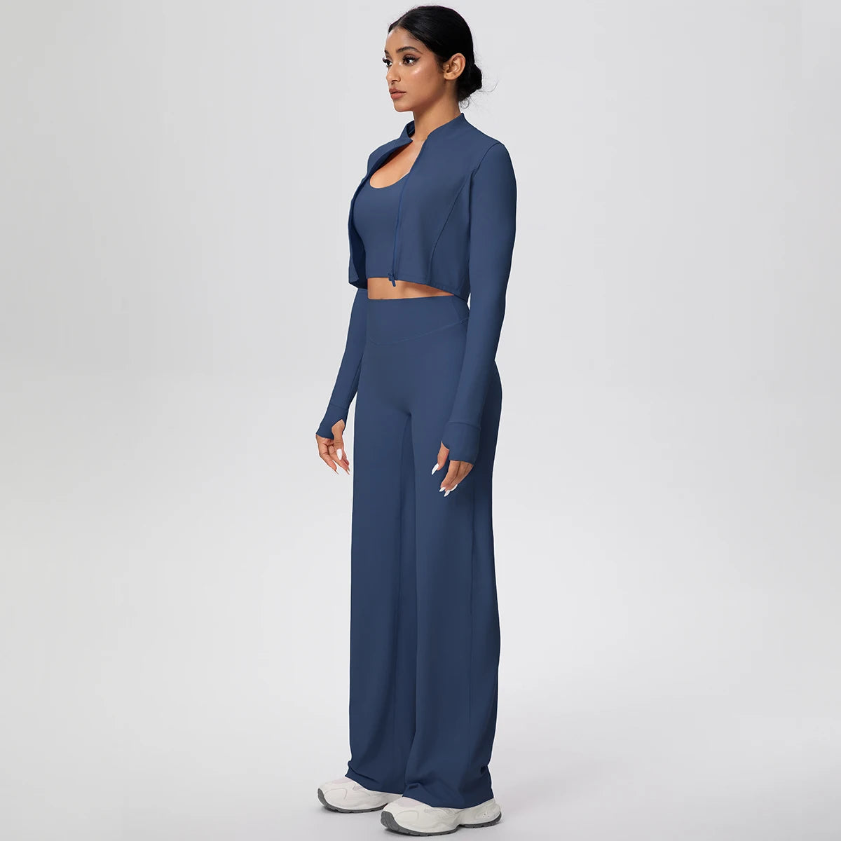 Damen Yoga-Set: langarmiges Crop-Top und weite Hose, navyblau (schräg von der Seite)