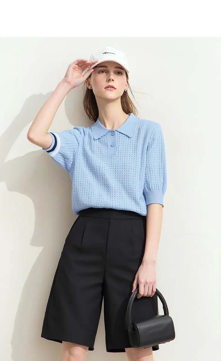 Damen-Poloshirt, hellblau, Kragen mit Knopfleiste, gestreifte Ärmelbündchen