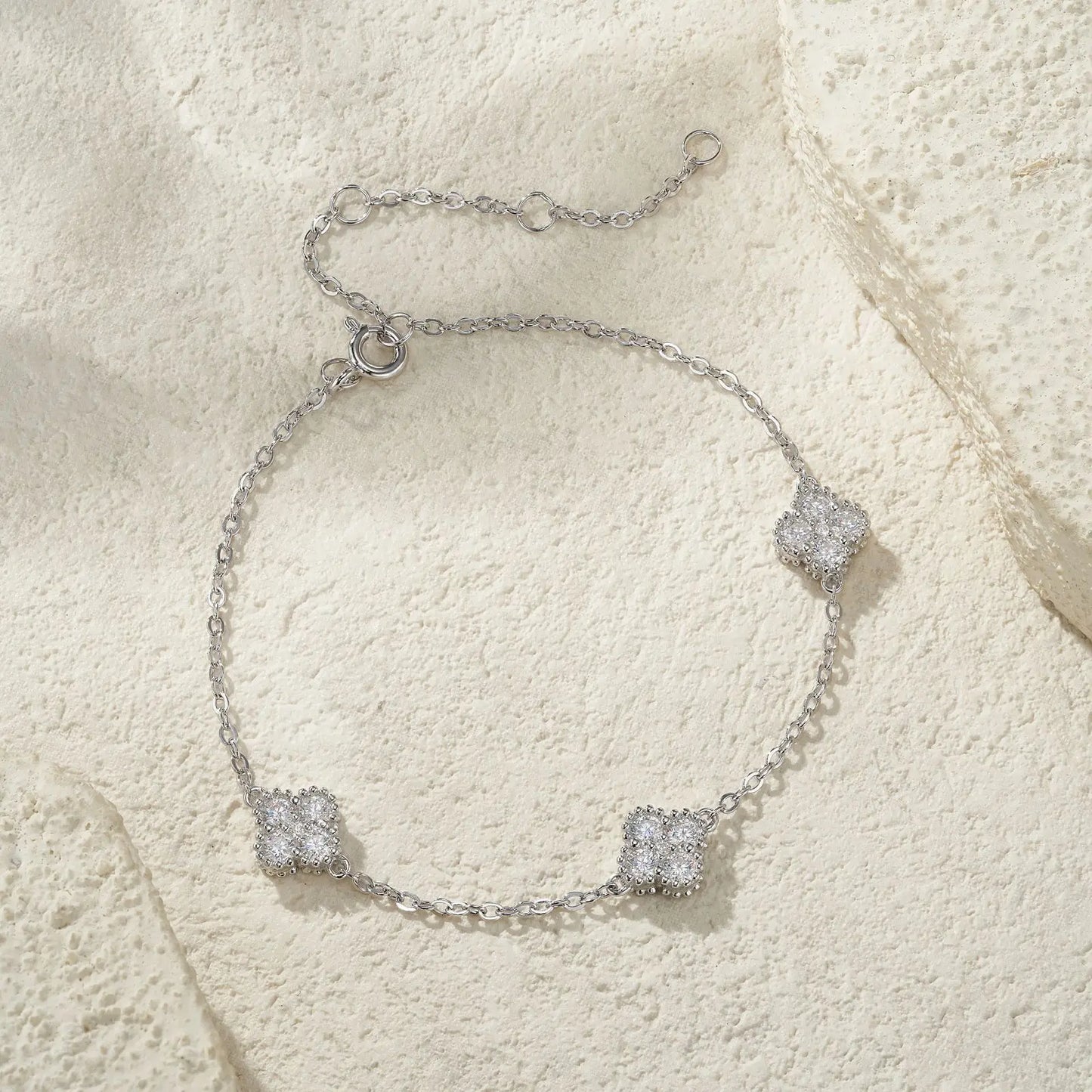 Damen-Armband mit Kleeblatt-Moissanit aus Sterlingsilber