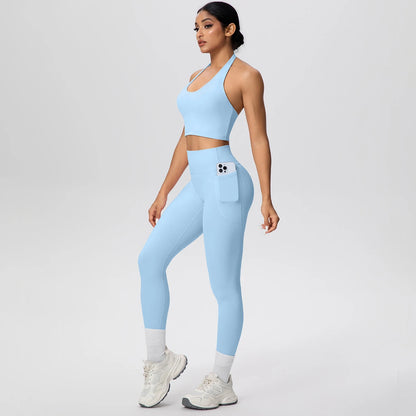 Athletisches Yogaset in Hellblau: Sport-BH und Leggings mit Tasche am Oberschenkel