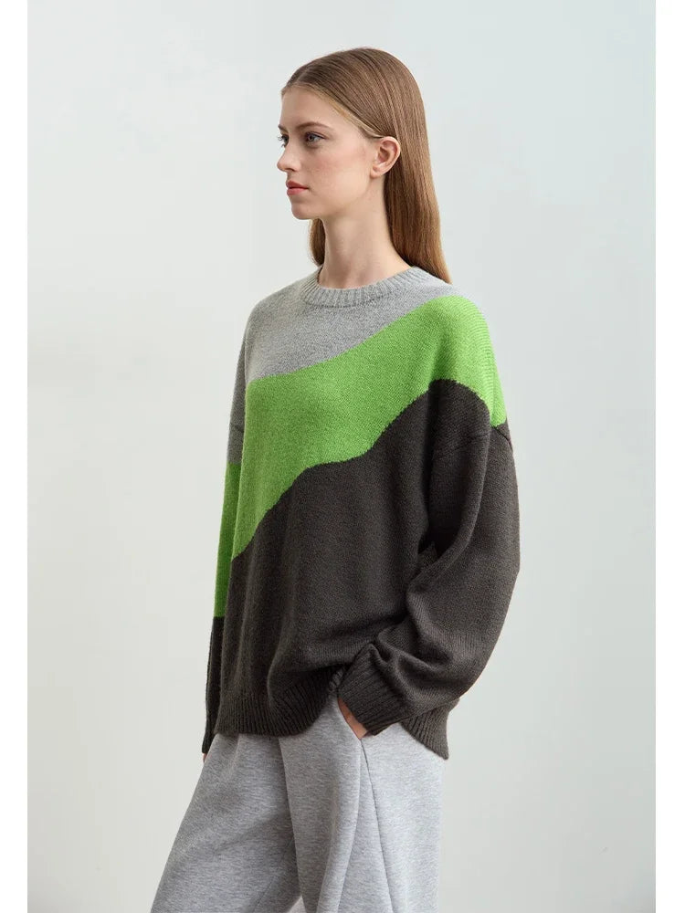 Damenpullover mit Rundhalsausschnitt, diagonale Farbstreifen in Grün, Schwarz und Grau