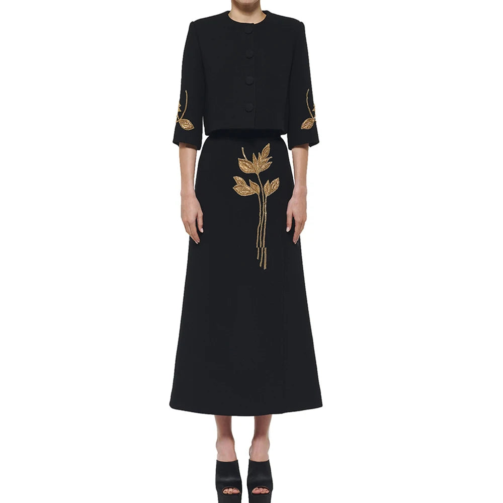 Minimalistisches Damen-Kleid mit Reverskragen, langen Ärmeln und hohem Bund – Patchwork-Design und lockere Passform