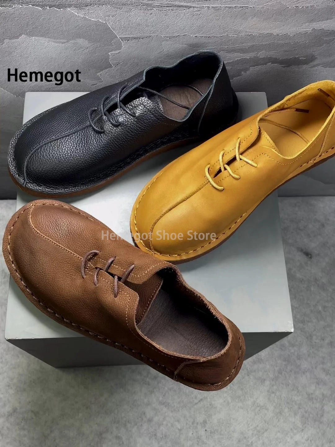 Herren-Lederschuhe im Set: schwarz, senfgelb und braun mit Schnürung