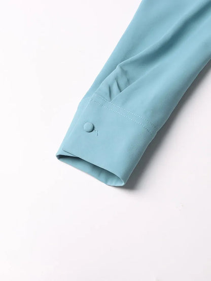 Minimalistischer Damen-Blazer mit Schalkragen, langen Ärmeln und Patchwork-Taschen – modisch und elegant