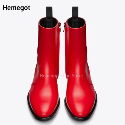 Rote Chelsea-Boots im Paaransicht, hinten mit gepolsterten Schaftrand-Öffnungen