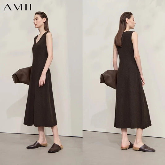 Strickkleid für Damen in dunkelbraun, V-Ausschnitt und A-Linien-Schnitt, ärmellos, knielang