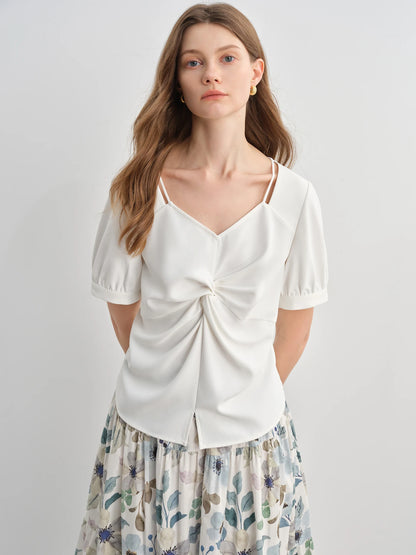 Kurzarm-Stricktop mit Puppenkragen für Damen in Plusgröße – modisch und elegant für den Sommer.