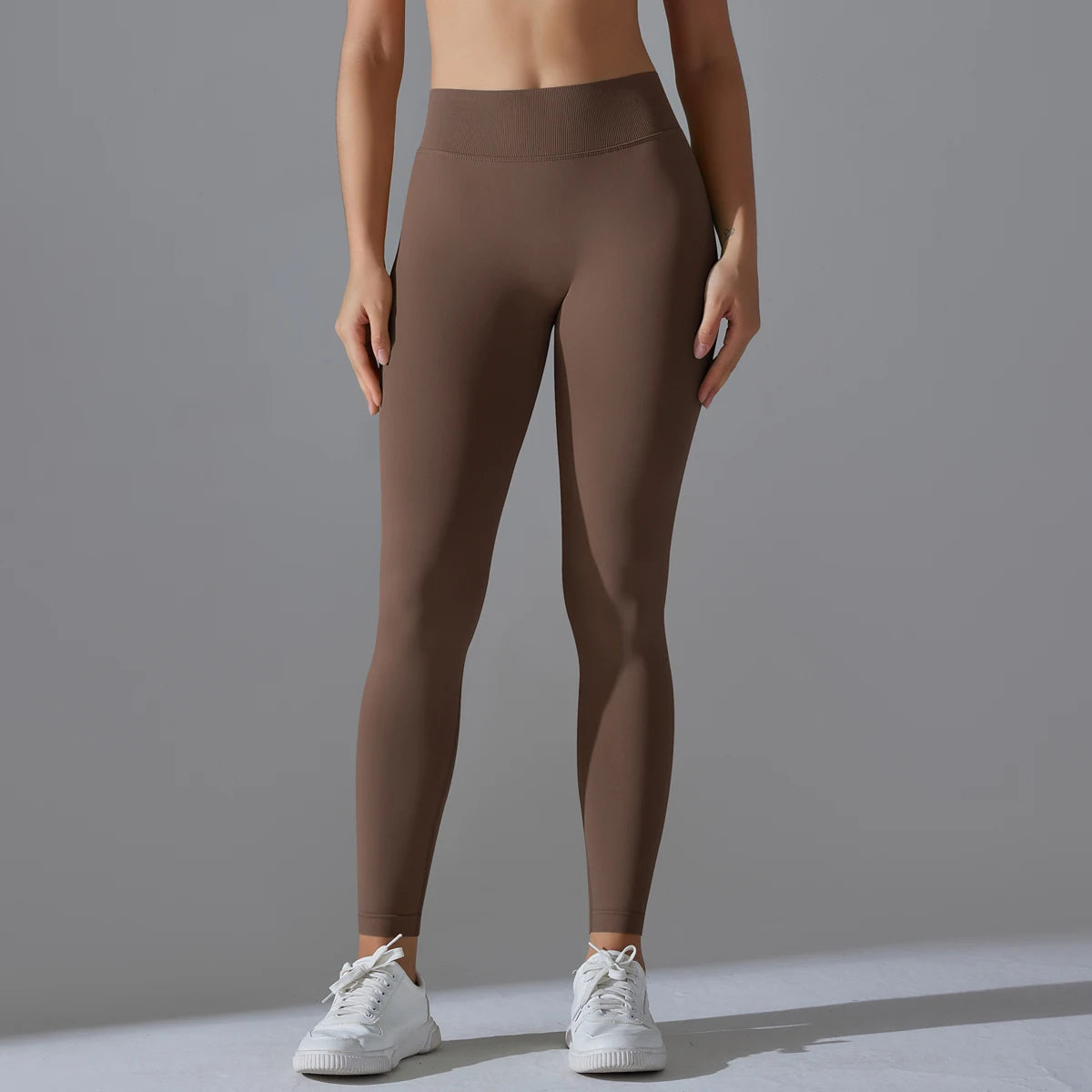 Nahtlose Yoga-Hose für Damen, hohe Taille, braun, Frontansicht