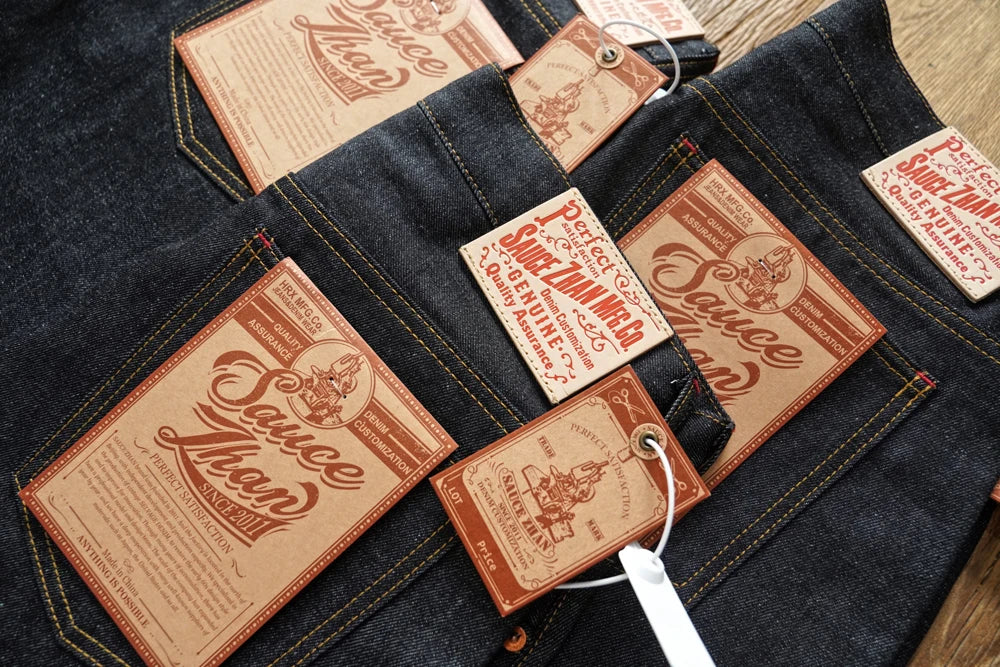 Herren Jeans aus Sommer Selvedge Denim mit lockerer Passform und hohem Bund