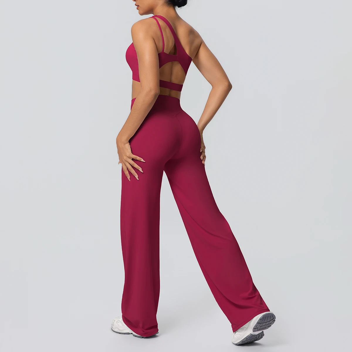 Sportset in Weinrot: High-Waist Leggings mit weitem Bein und Sport-Top mit offenem Rücken