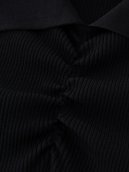 Weites Damen-Shirt mit Buchstaben-Print und langen Ärmeln – ideal für den Frühling und vielseitig kombinierbar.