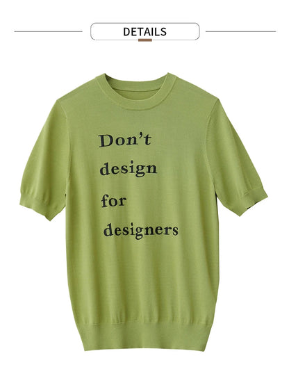 Damen Top im Minimalismus-Stil mit O-Ausschnitt und kontrastierenden Farben