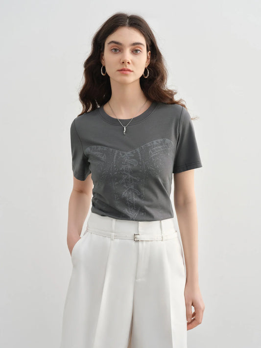 Damenbluse mit V-Ausschnitt und langen Ärmeln aus Jacquardstoff im chinesischen Stil mit Knopfleiste – in zwei Farben erhältlich.