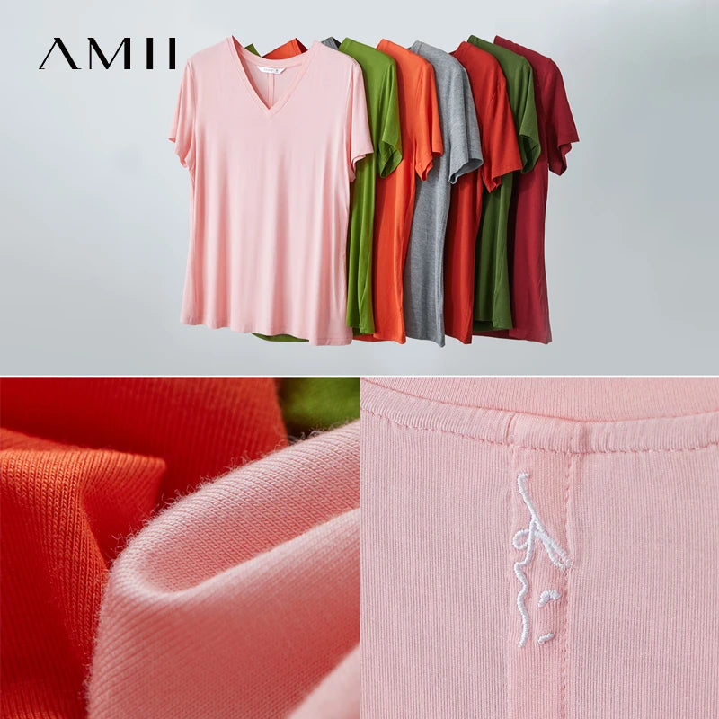 Damen T-Shirt im minimalistischen Casual-Stil mit V-Ausschnitt und kurzen Ärmeln