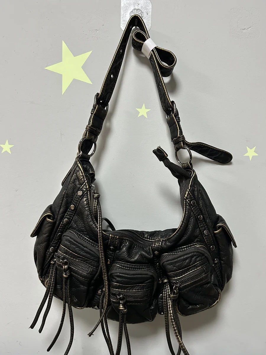 Damen-Schultertasche aus Vintage PU-Leder mit Mehrfachen Innenfächern und Quasten Alltagsbegleiter