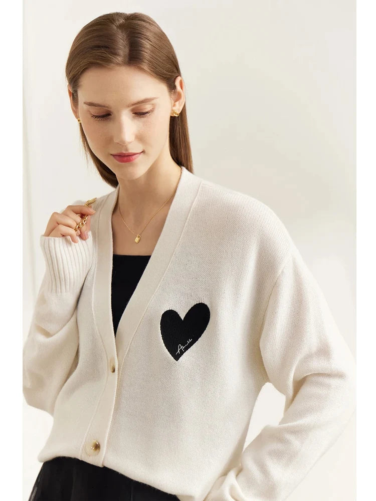 Damen-Strickjacke V-Ausschnitt Wollstickerei locker romantisch Winter