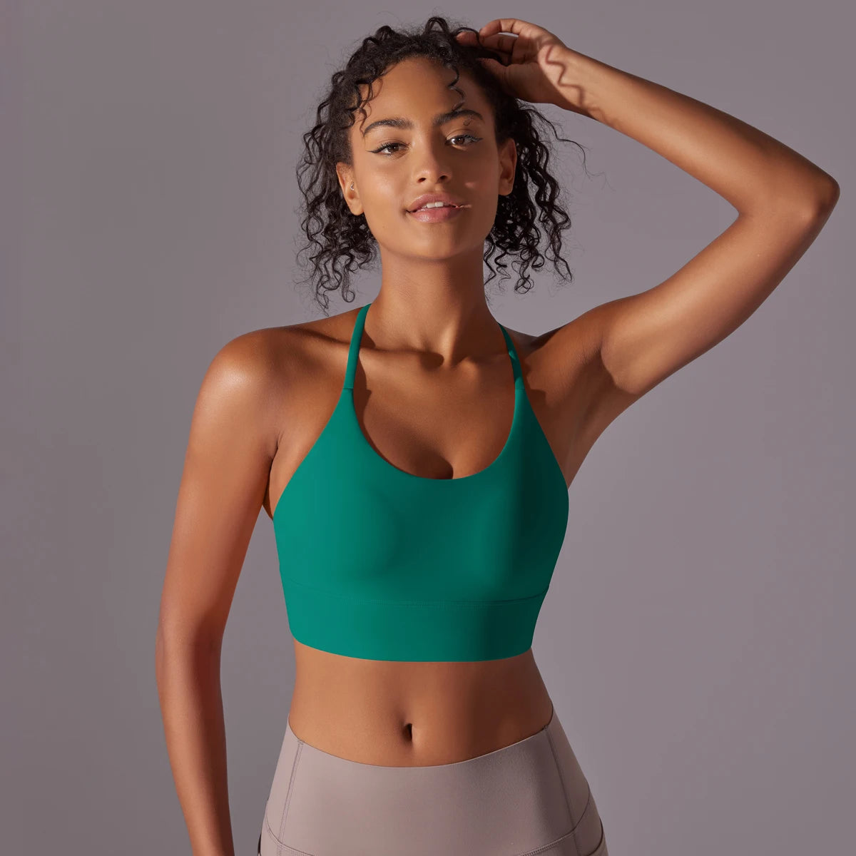 Sport-Bustier mit Trägern im Racerback, smaragdgrün