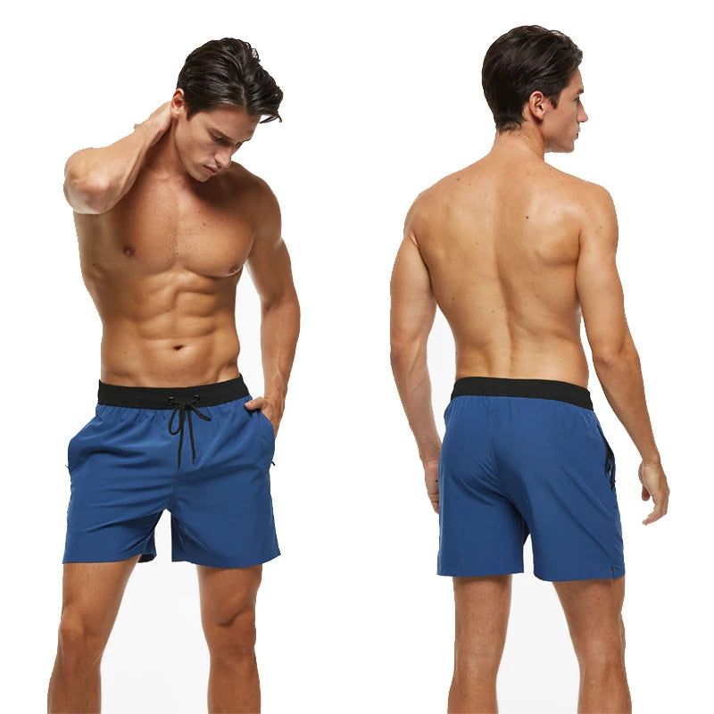Kurze Herren-Badehose mit atmungsaktivem, verstellbarem Bund – ideal für den Strand