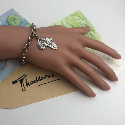 Afrikanischer Anhänger aus 925er Sterlingsilber am Gliederarmband, Tiermotiv