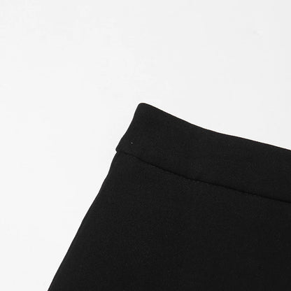 Minimalistisches Damen-Kleid mit Reverskragen, langen Ärmeln und hohem Bund – Patchwork-Design und lockere Passform