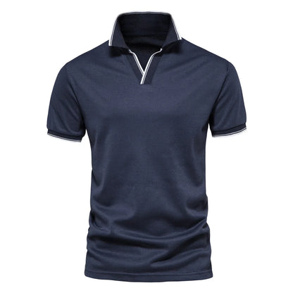 Herren Poloshirt mit V-Ausschnitt im einfarbigen, klassischen Stil