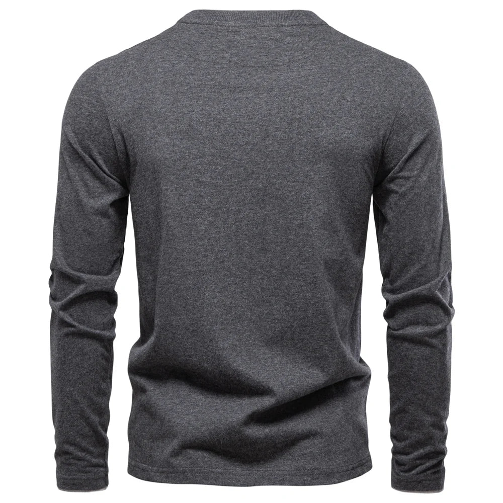 Dunkelgraues Henley-Langarmshirt, Rückansicht mit geripptem Saum