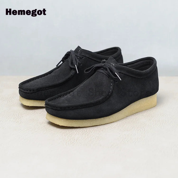Herren-Sneaker aus Wildleder, niedriger Schnitt, Schnürung, dicke Sohle, schwarz