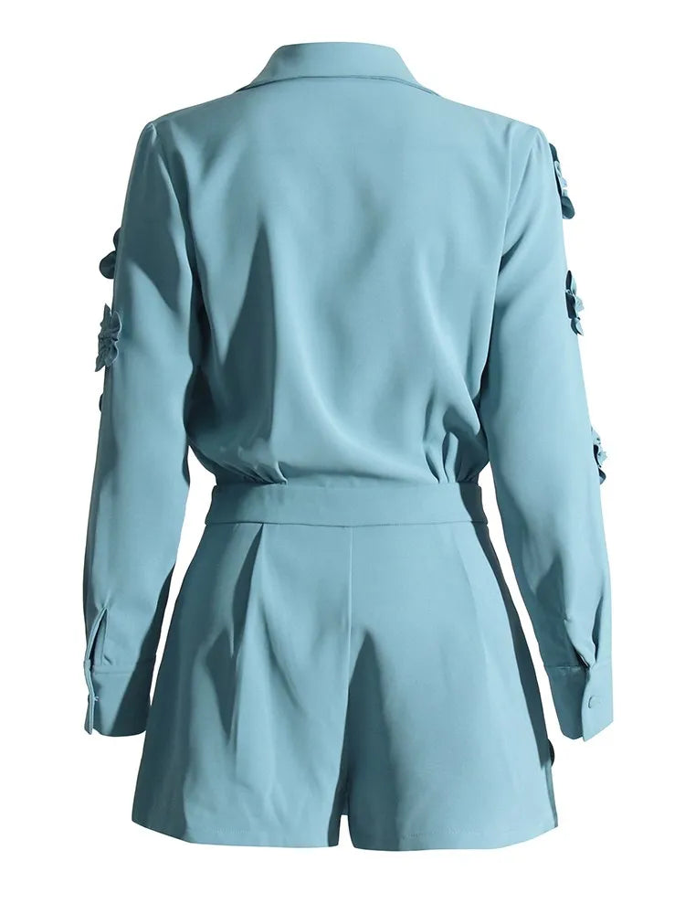 Minimalistischer Damen-Blazer mit Schalkragen, langen Ärmeln und Patchwork-Taschen – modisch und elegant