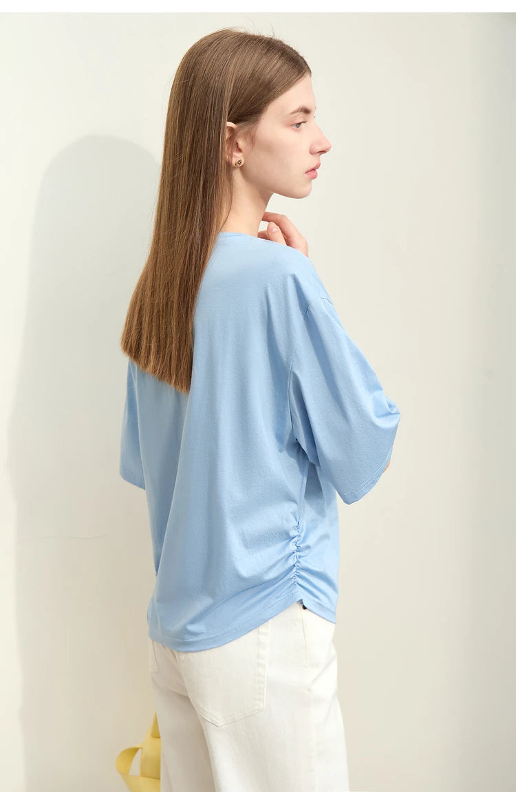 Damen T-Shirt im minimalistischen Stil aus leichtem elastischen Baumwollstoff