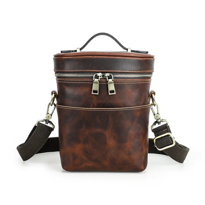 Braune Ledertasche für Herren, Crossbody mit Reißverschluss und zwei Metallösen vorn