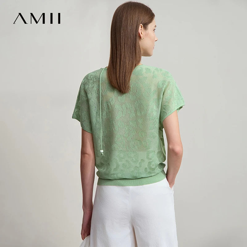 Mintgrünes Kurzarm-T-Shirt mit floraler Jacquard-Struktur, Rundhalsausschnitt