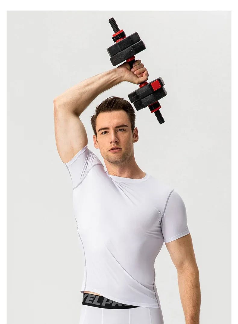 Eng anliegendes Herren-Fitness-Trainingsset mit kurzen Ärmeln – elastisch und schnelltrocknend, ideal für Sport und Laufen.